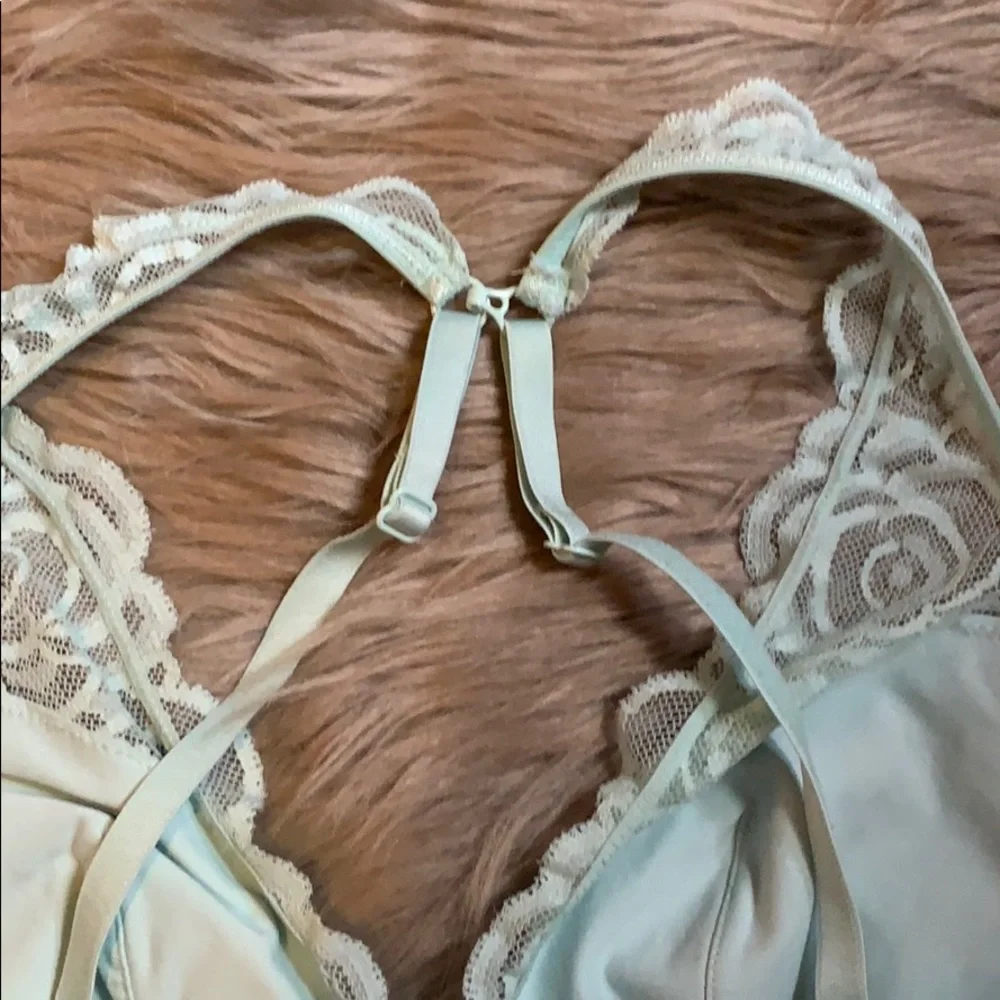 VS PINK Plunge Bralette